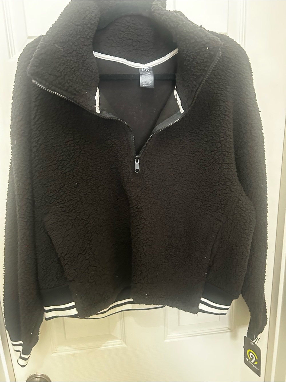 Champion NWT Cozy Black Sherpa Quarter-Zip Sweater